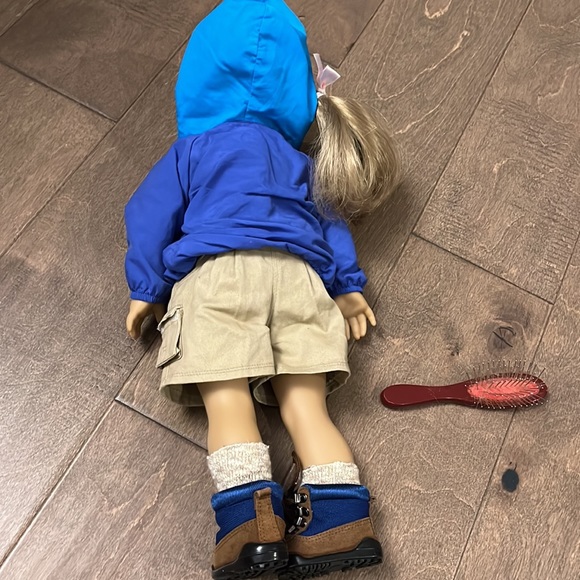 American Girl Doll Blonde Hair, Hazelnut Eyes - Picture 5 of 9